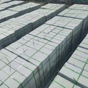 百色 芝麻白1.8公分火烧300*600地铺，清仓大甩卖