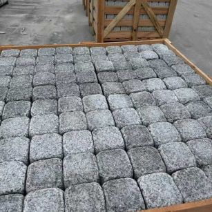 百色 园林景观滚石