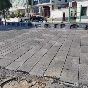 百色仿古石铺装效果