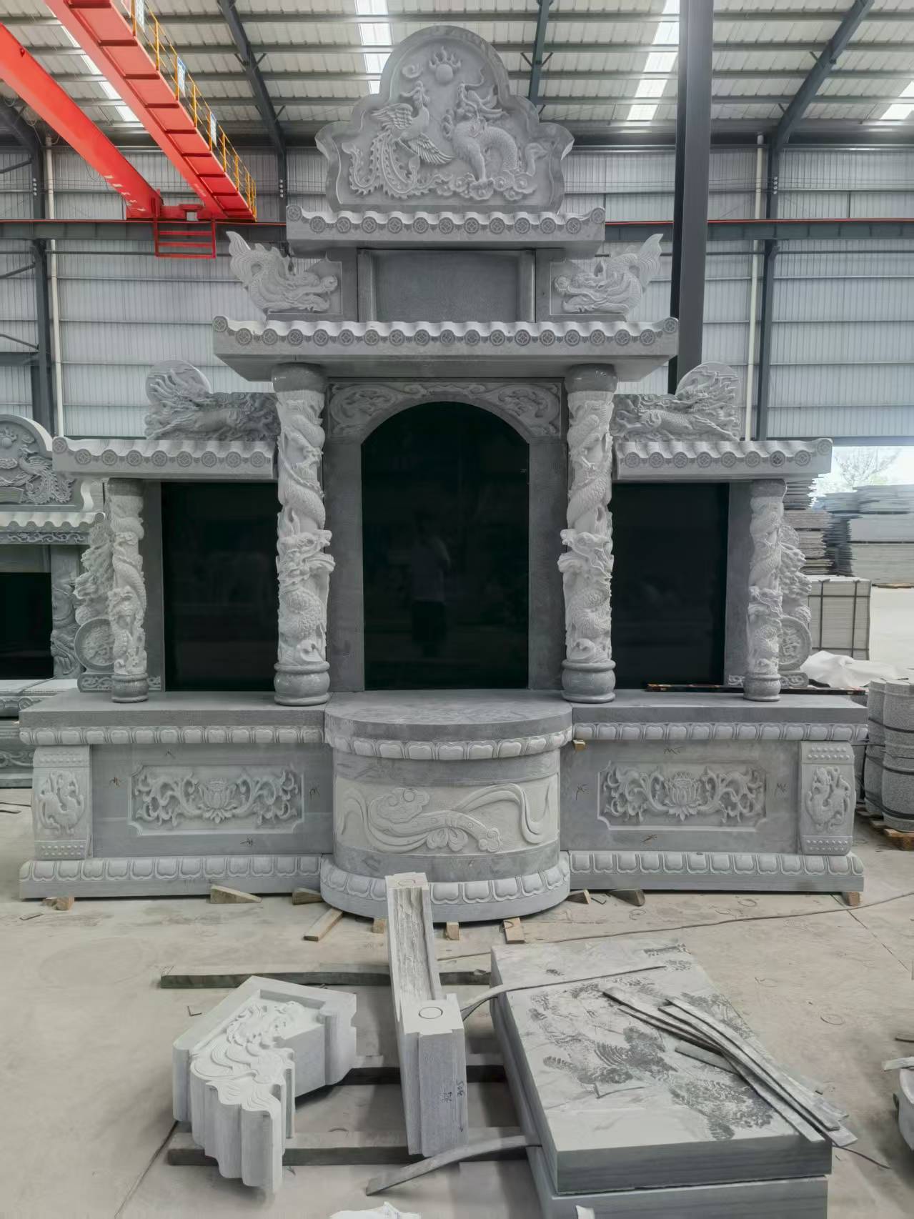 百色 芝麻灰高档墓碑，土墓，可定制
