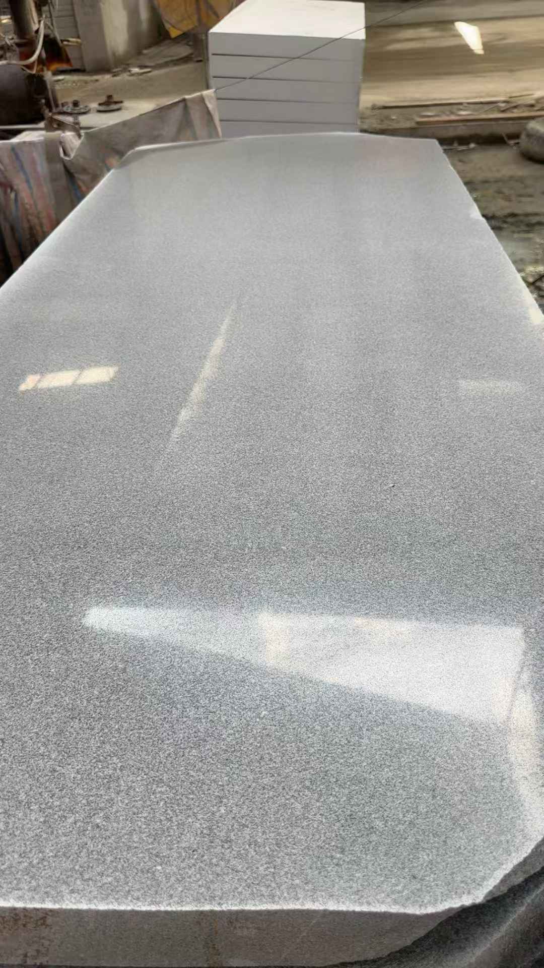 百色 芝麻灰磨光面