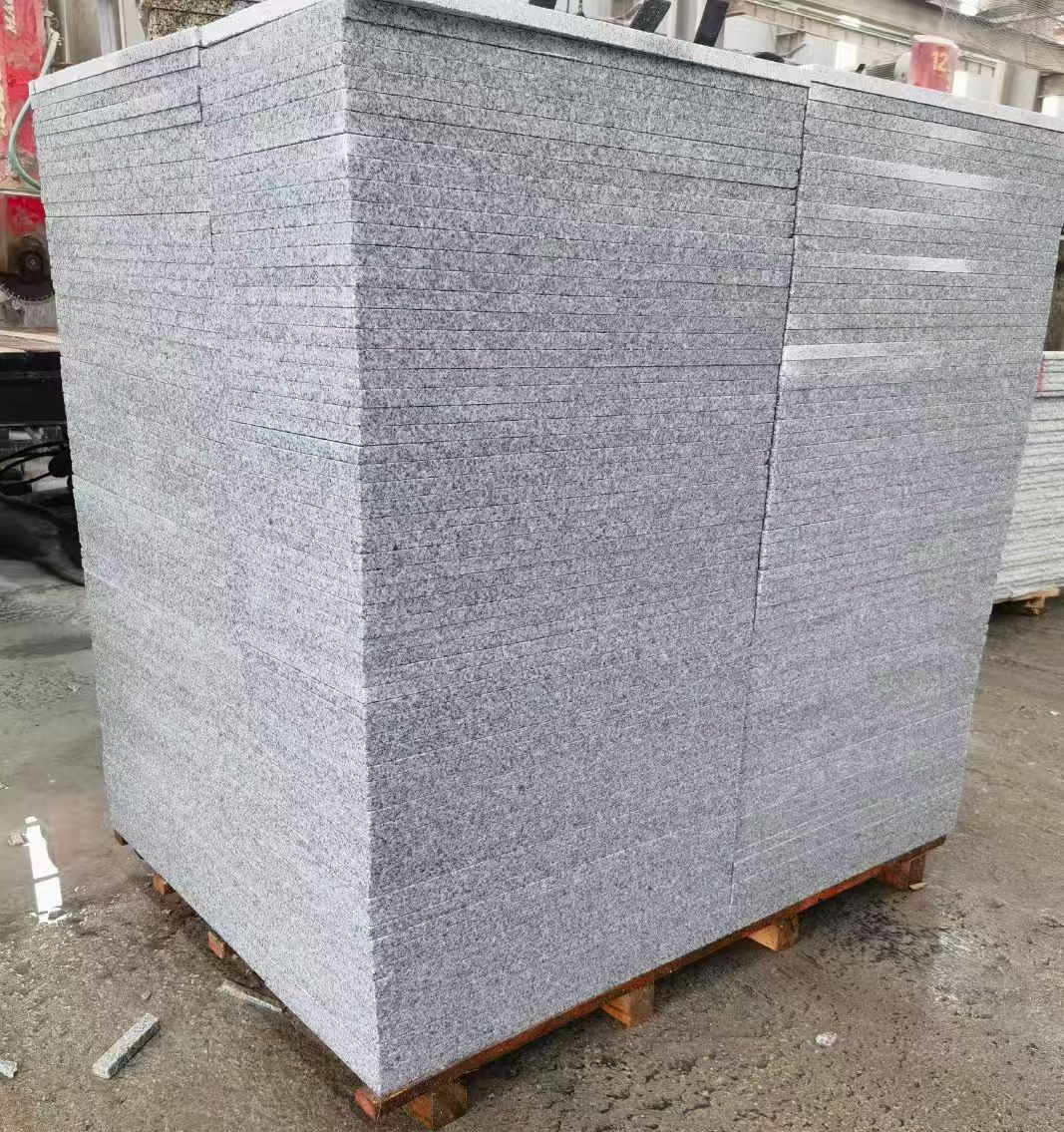 百色 火烧面地铺石，街道广场园林市政工程板，1.8~5.0厚均有现货