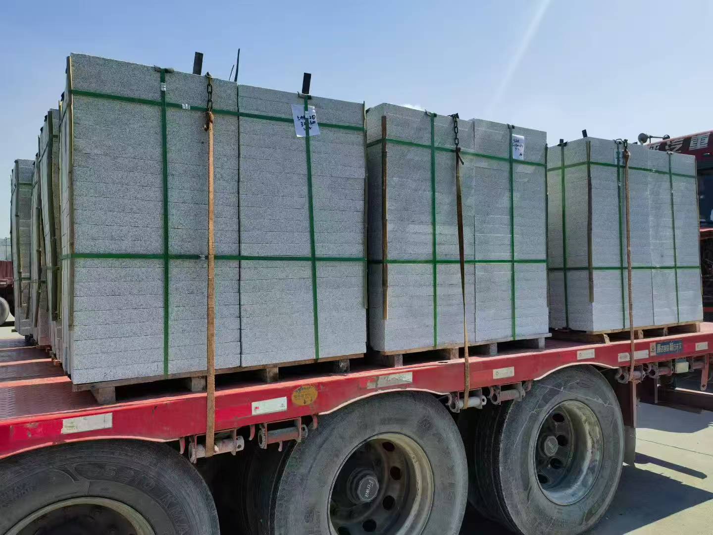 百色 芝麻白花岗岩地铺石